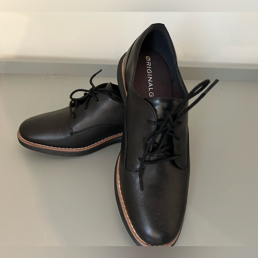 Cole Haan Women’s Black Leather Lace-up Oxfords Size 5.5